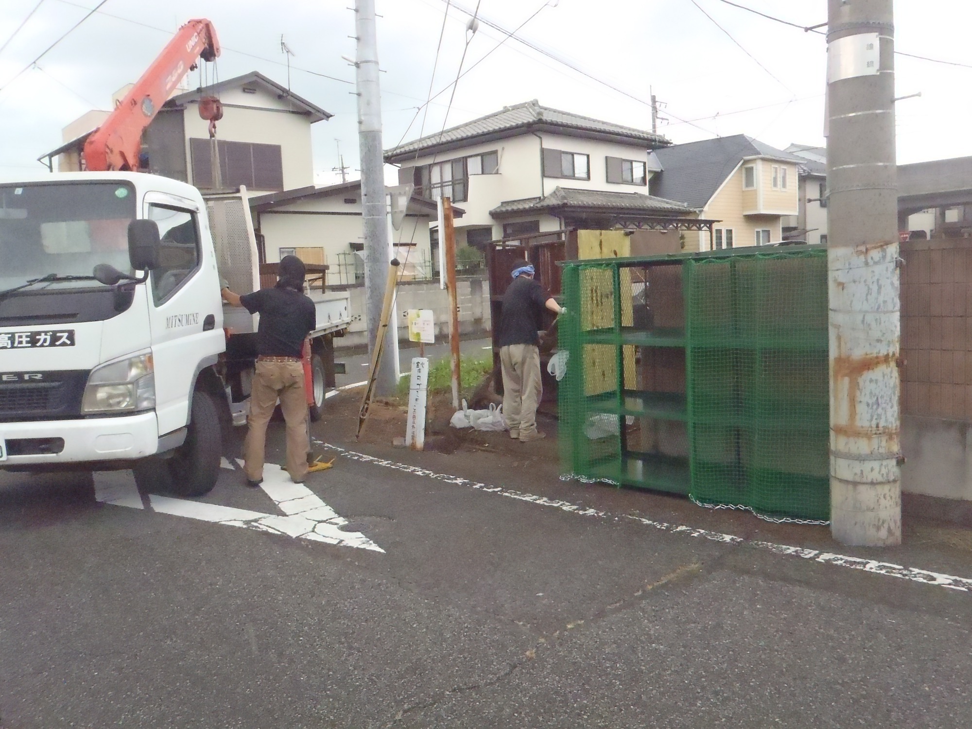 ゴミ集積棚制作設置⑤